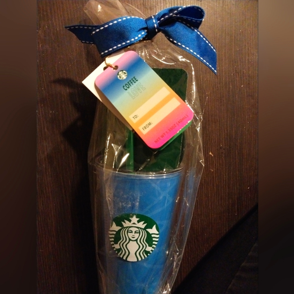 Starbucks Gift Pack, ColdBrew Coffee Mix ( Collectors Item) - Picture 1 of 8